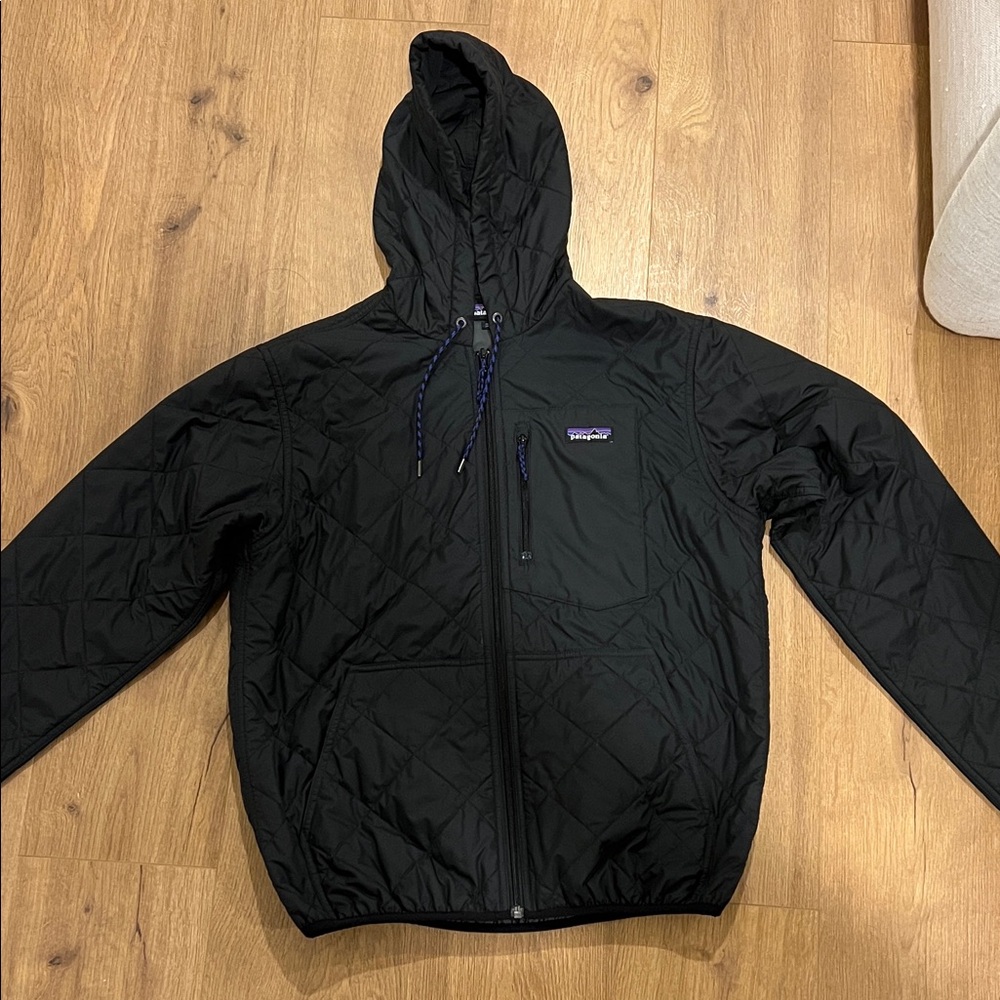 Patagonia Black Quilted Hooded Jacket